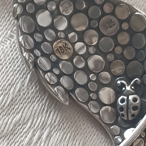 * Host Pick* John Hardy Dot Ayu Leaf Pendant, SS & 18k - Picture 9 of 11